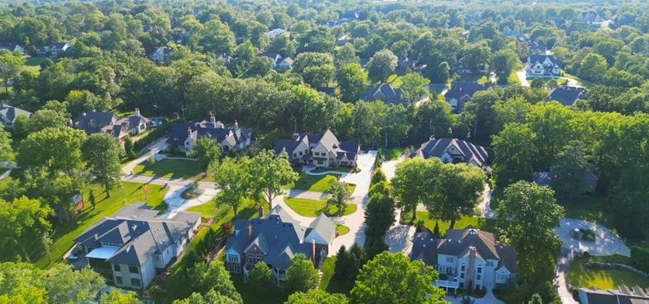 Aerial drone shot of Town & Country neighborhood in Missouri - Spring Cleaning Company professional junk removal service area